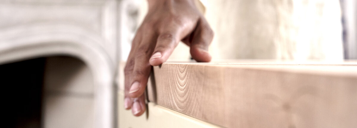 Beeldloods Beeldmarketing Vrije jongens Eikenhouten Eettafels 1924